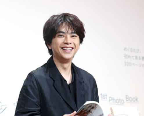 佐藤勝利 新体制になったばかりのtimelesz「引っ張れる30代に」個人初の写真集は自信作