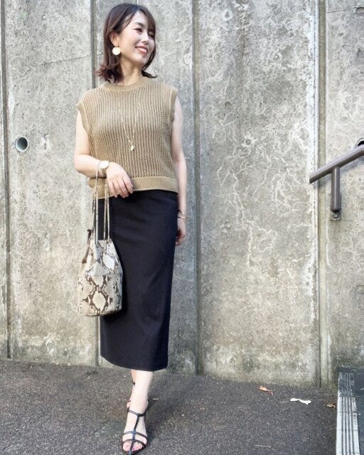 GU　メッシュセーター　コーデ