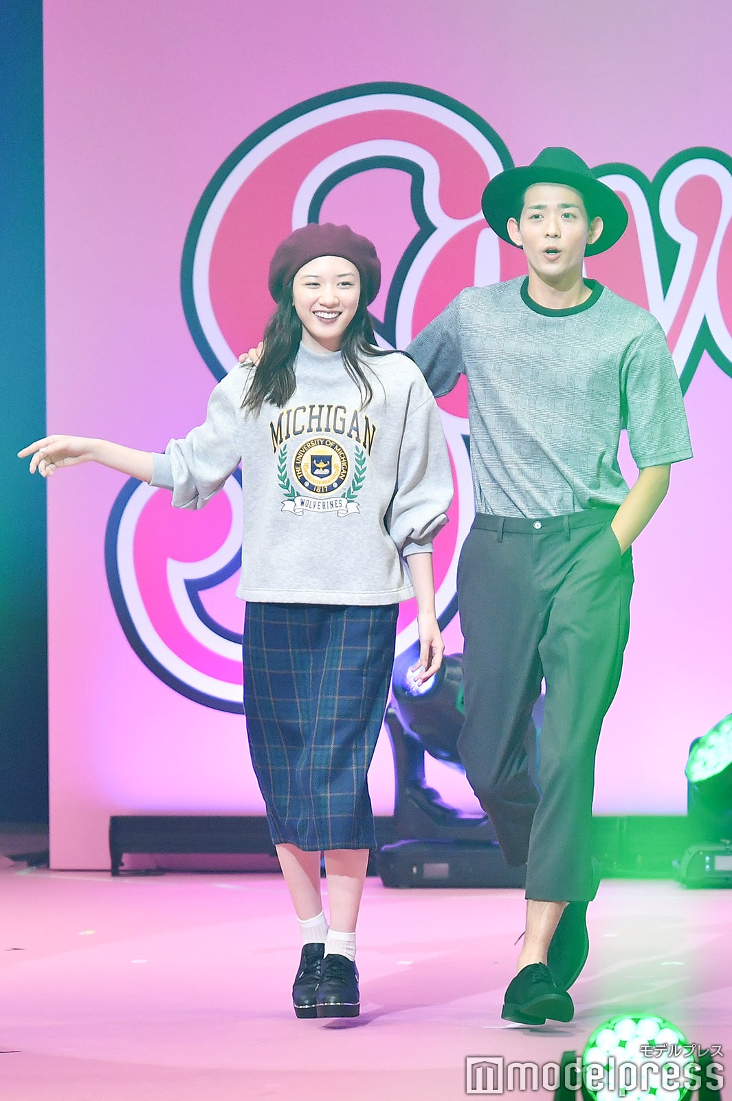 永野芽郁＆竜星涼（C）モデルプレス