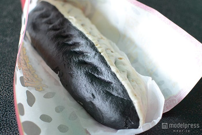 ツートーンギョウザドッグ¥550