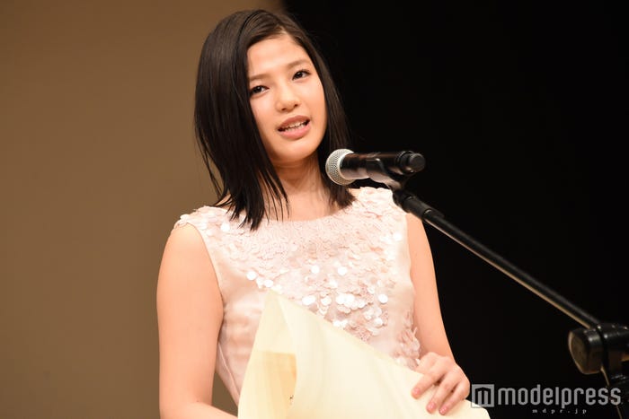 石井杏奈(C)モデルプレス