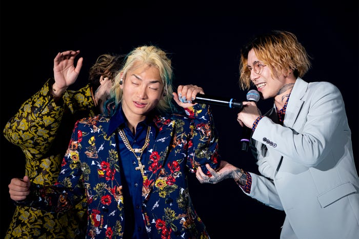 泥酔中のDJ社長/「AGESTOCK2023 -Repezen Foxx TOKYO LIFE- in 国立代々木競技場 第一体育館」の様子(提供写真)