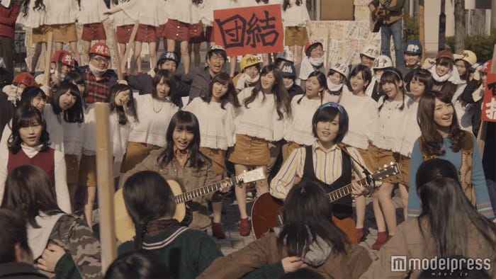 AKB48 44thシングルMV「翼はいらない」より(C)AKS
