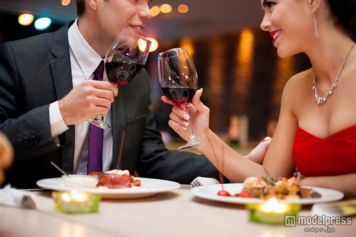 サプライズは心に残るもの(Photo by Lucky Business/shutterstock)