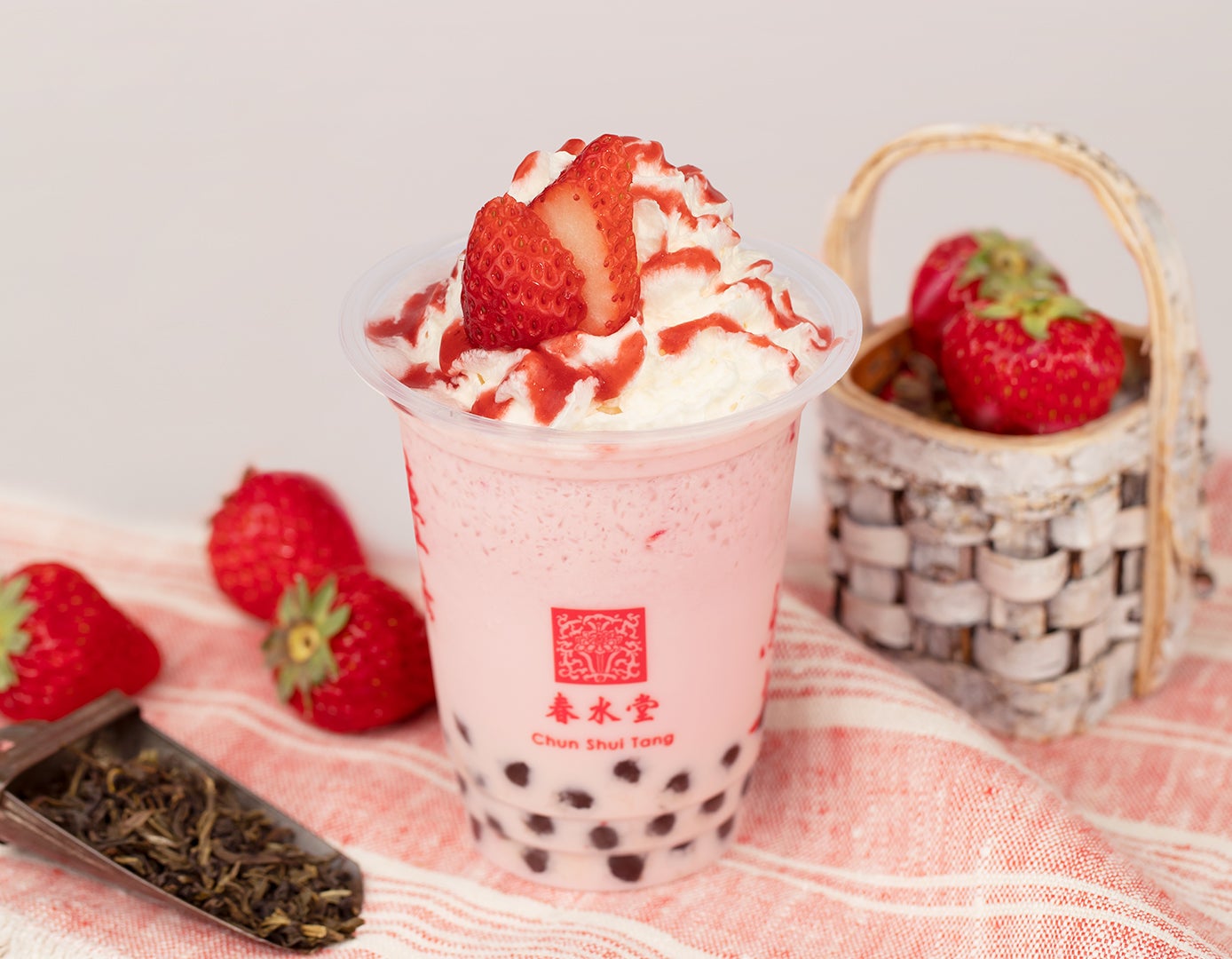 タピオカ苺ミルクティー750円／画像提供：春水堂