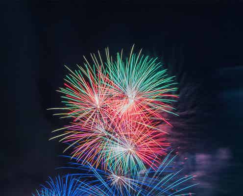 新感覚ミュージック花火大会が目玉!大阪「泉州 光と音の夢花火」昨年比2倍の2万発を打ち上げ