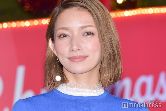 後藤真希 外国人風 メイク披露 お人形さんみたい 可愛い と絶賛の声相次ぐ モデルプレス