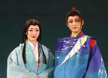 宝塚 花組新人公演 鏡星珠が初主演「真名をの覚悟と責任を実感」