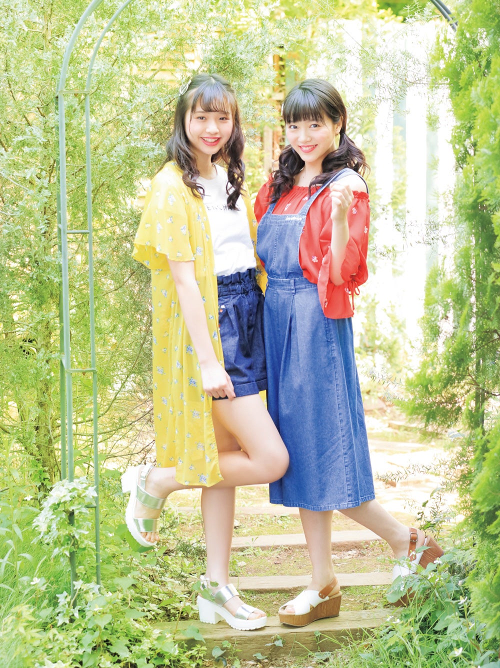 三品瑠香、中山莉子（画像提供：徳間書店）