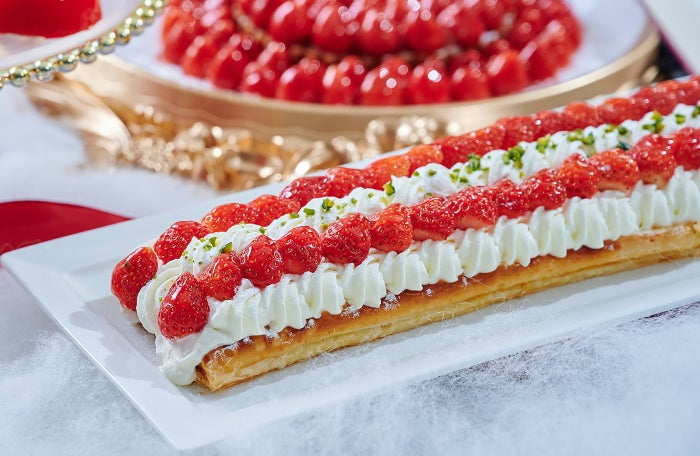 STRAWBERRY SNOW WHITE ~苺で目覚める白雪姫~/画像提供:ベストホスピタリティーネットワーク