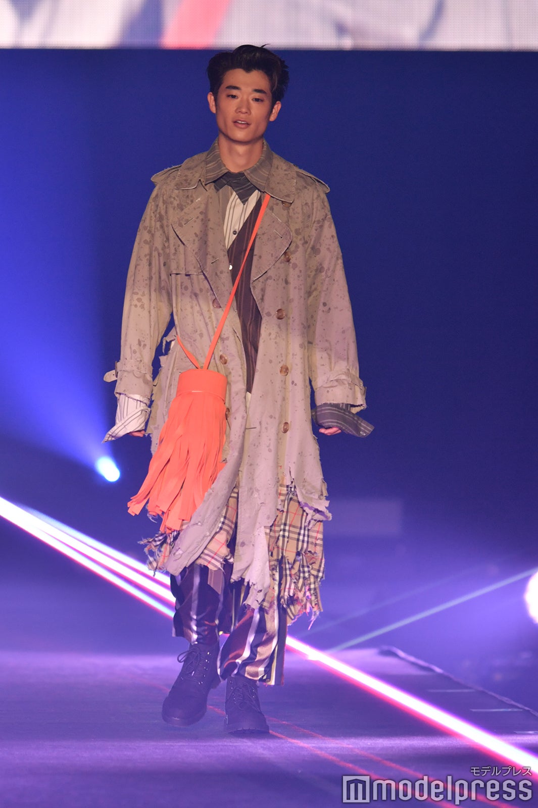 （C）モデルプレス