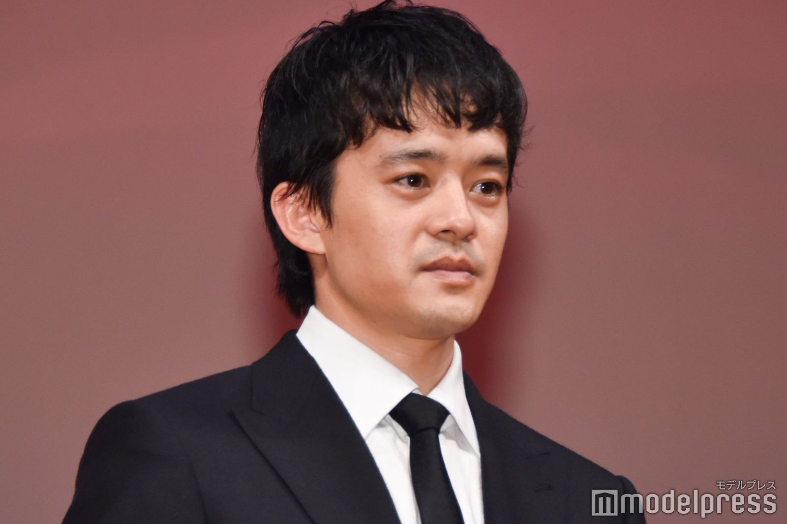 池松壮亮（C）モデルプレス