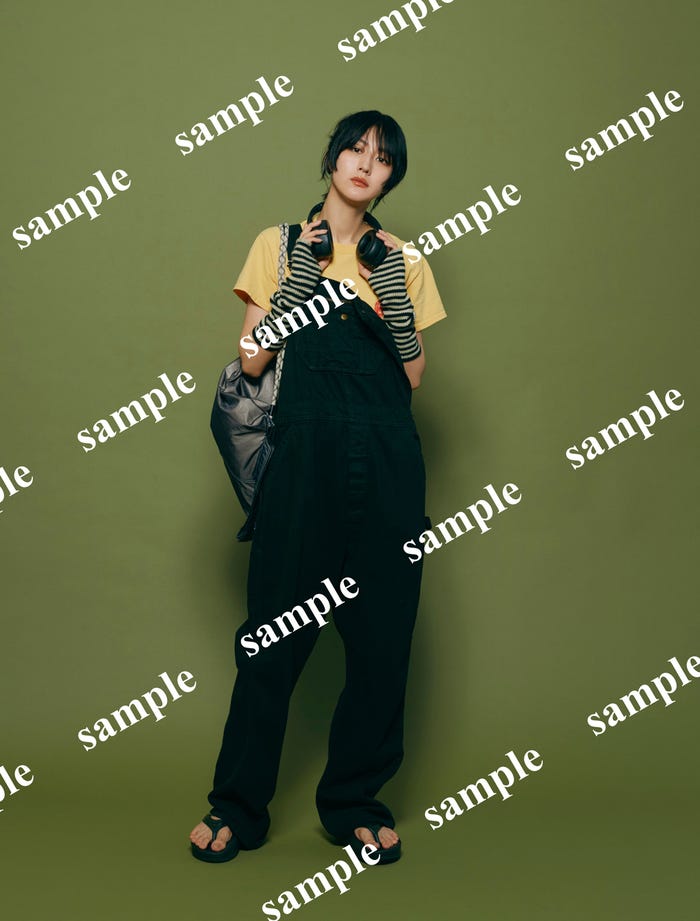 土生瑞穂/コーチャンフォー限定特典ポストカード/撮影:三瓶康友