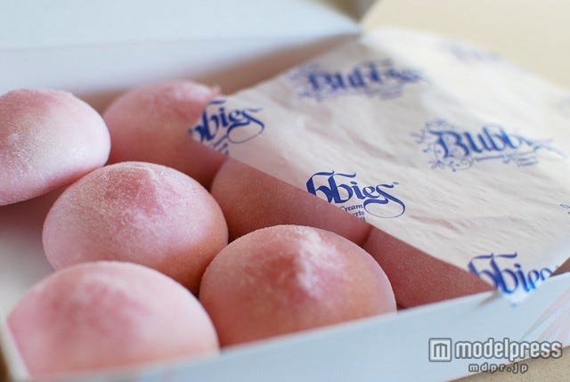 ロコに愛されて30年、ふっくら可愛い“モチアイス”