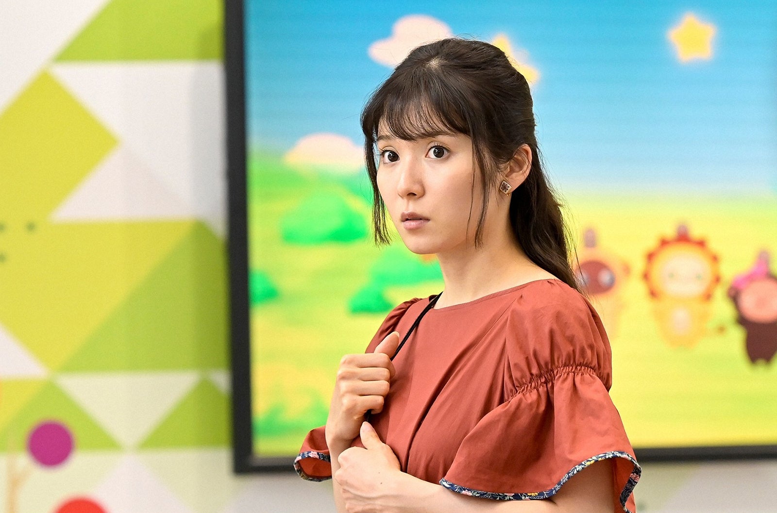 松岡茉優／「おカネの切れ目が恋のはじまり」第3話より（C）TBS