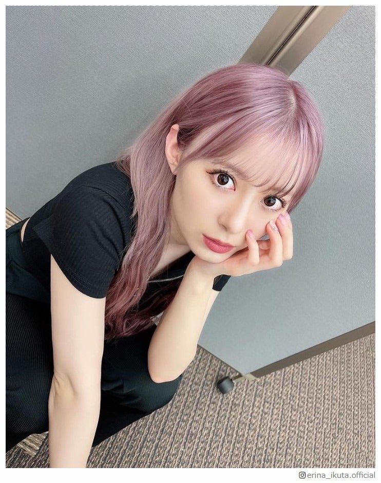 モー娘。生田衣梨奈、人生初ピンク髪にイメチェン「えりぽん可愛すぎ」絶賛の声
