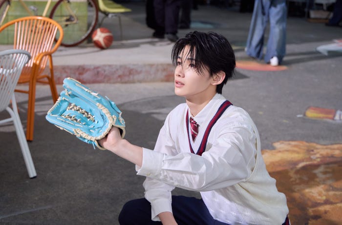 &TEAM/新CM「コチる放課後アンセム 『コンビニ』篇」メイキングより(提供写真)