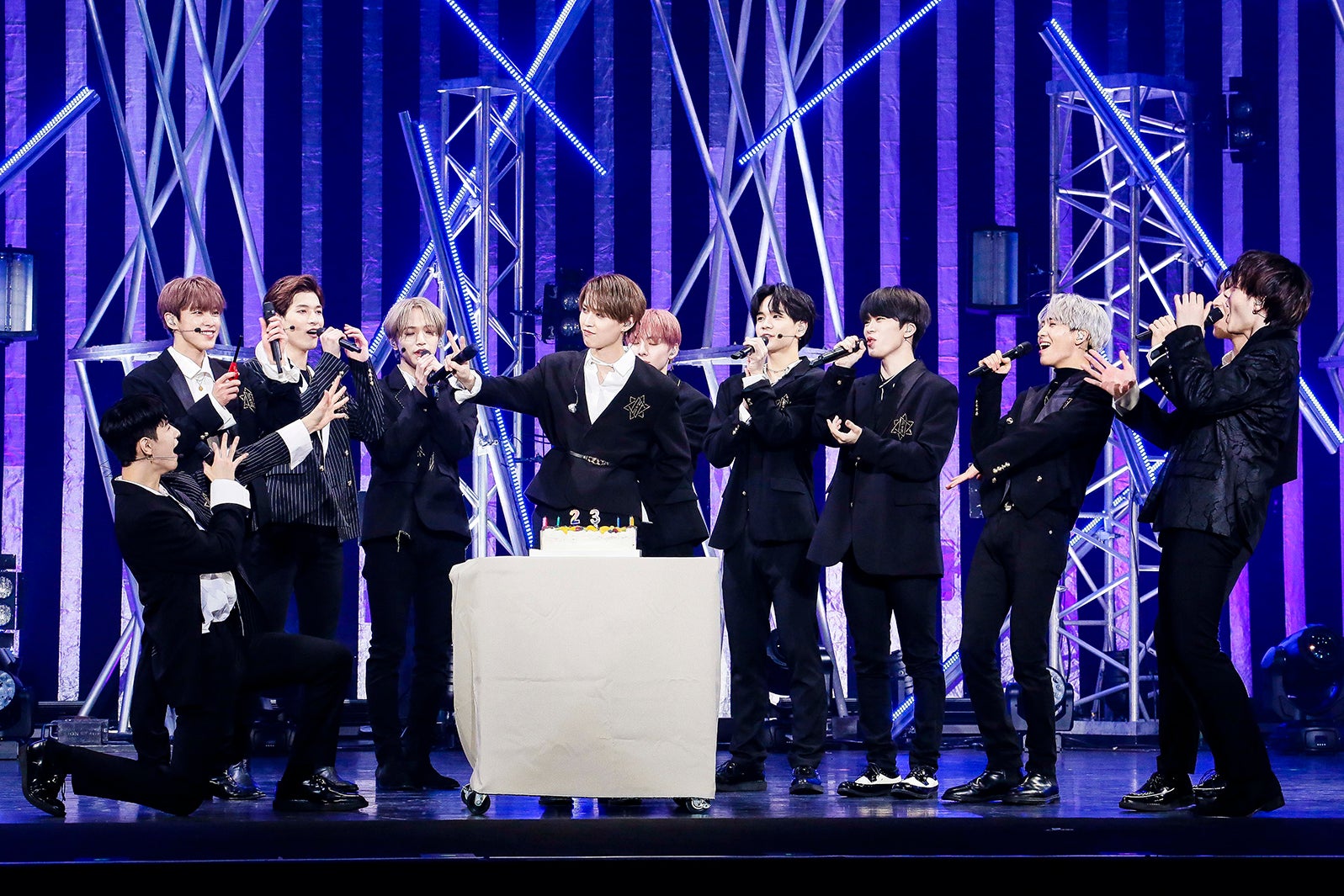 白岩瑠姫「ハピメリ」JO1バージョンは「すごいことがある」と予告 大平祥生企画“全力やんちゃボーイ選手権”も＜「The STAR」ショーケース＞