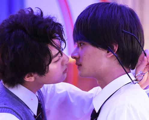 美 少年・浮所飛貴&佐藤龍我、まさかのキス「メンバーの唇…よかったです」<トモダチゲームR4>