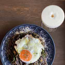 イカ墨ナポリタンとムギとカミツレ/画像提供:SG Group