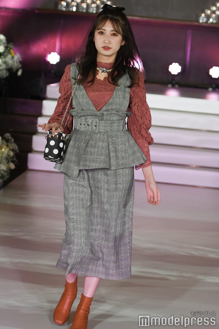 吉田朱里 (C)モデルプレス