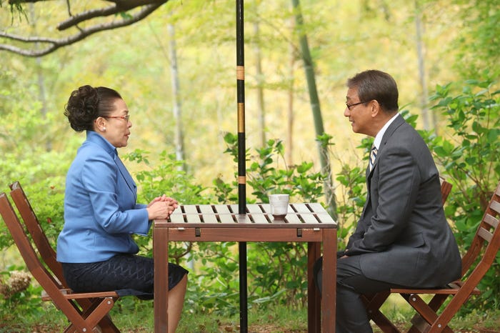 柴田理恵、中井貴一「続・続・最後から二番目の恋」最終話(C)フジテレビ