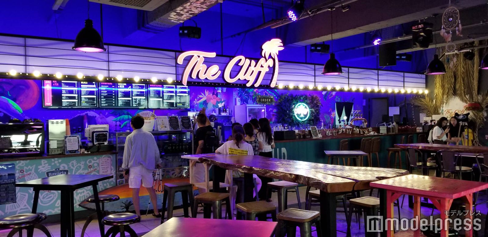 The Cliff（C）モデルプレス