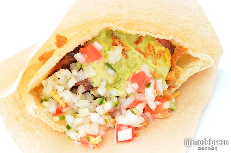 もんじゃ大木屋 匠／サラダ・デ・リブ女子肉サンド900円