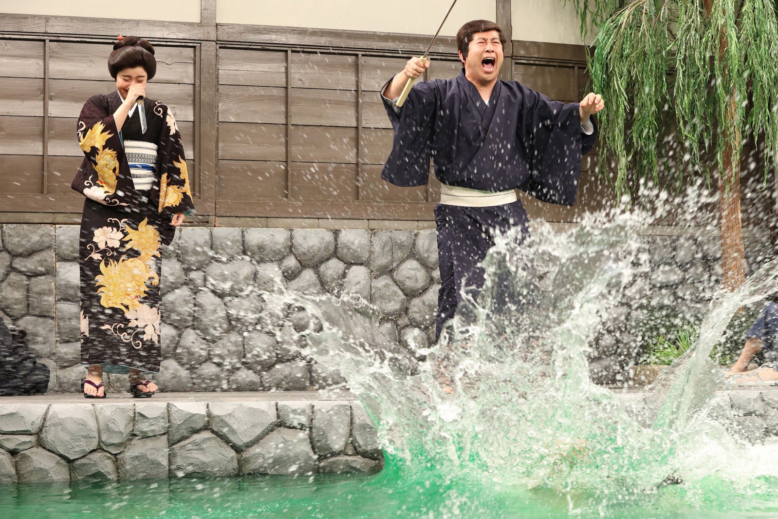 山之内すず、澤部佑（C）フジテレビ