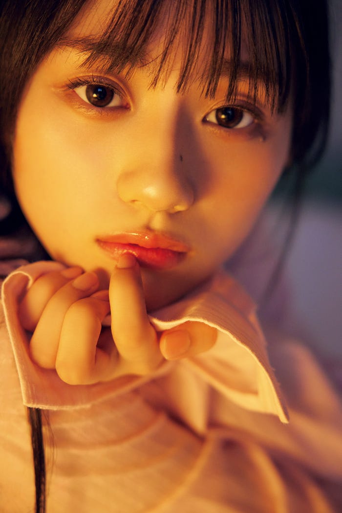 川崎桜/セブンネットショッピング版裏表紙(撮影/須江隆治)