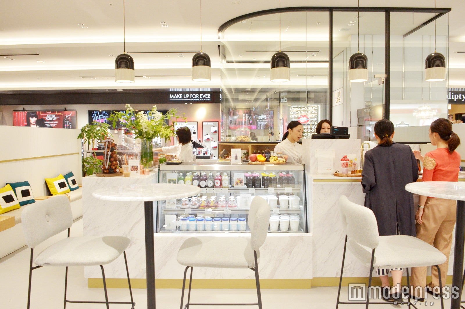 エルカフェ ギンザシックス店（C）モデルプレス