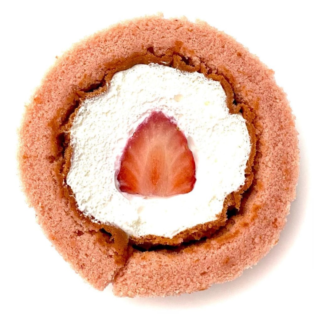ローソン「苺みるくロールケーキ」