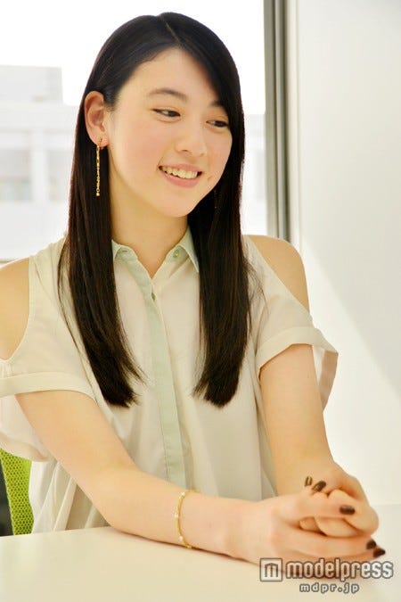 三吉彩花
