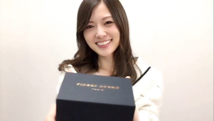 白石麻衣/画像提供:講談社