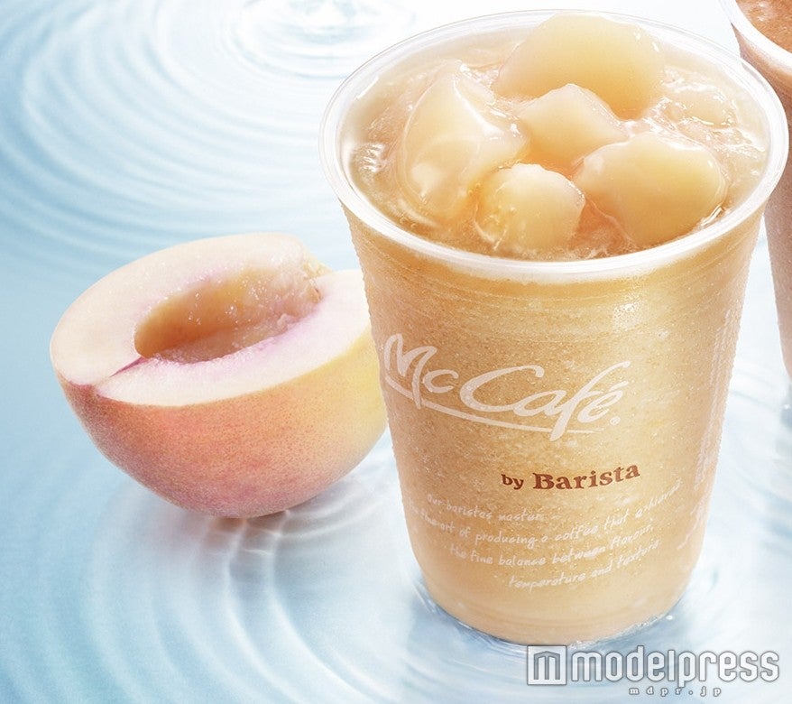 マクドナルド、桃の果肉がごろっと入った人気スムージーが復活