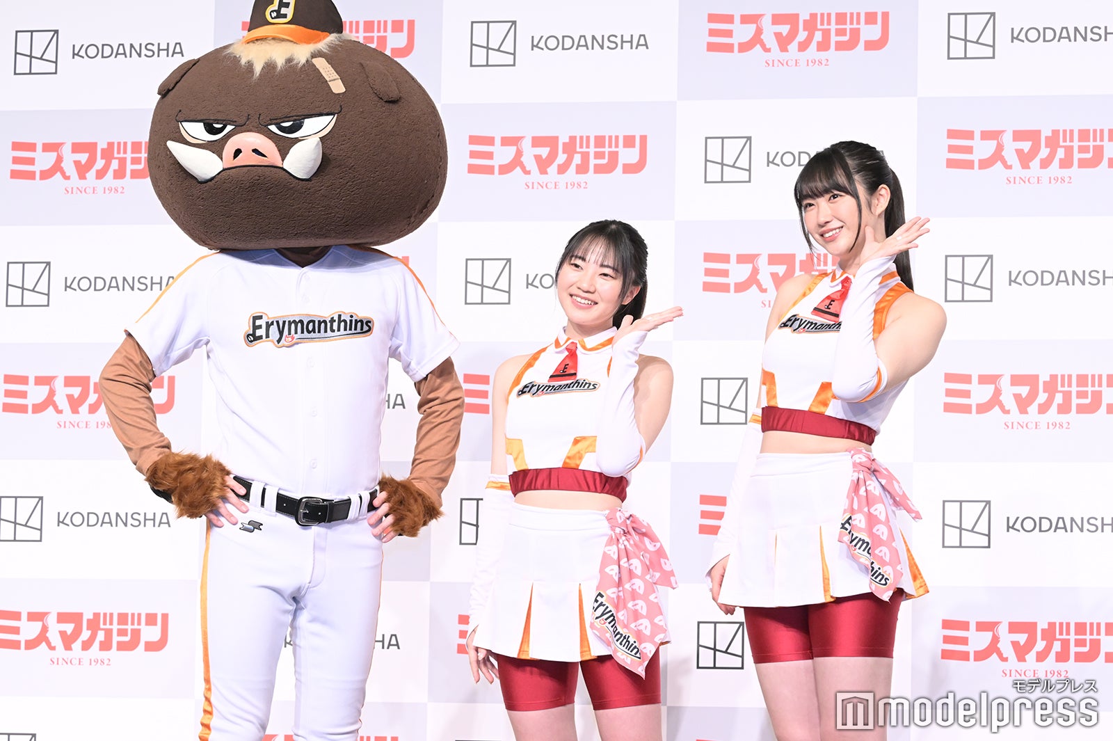 瑚々、咲田ゆな（C）モデルプレス