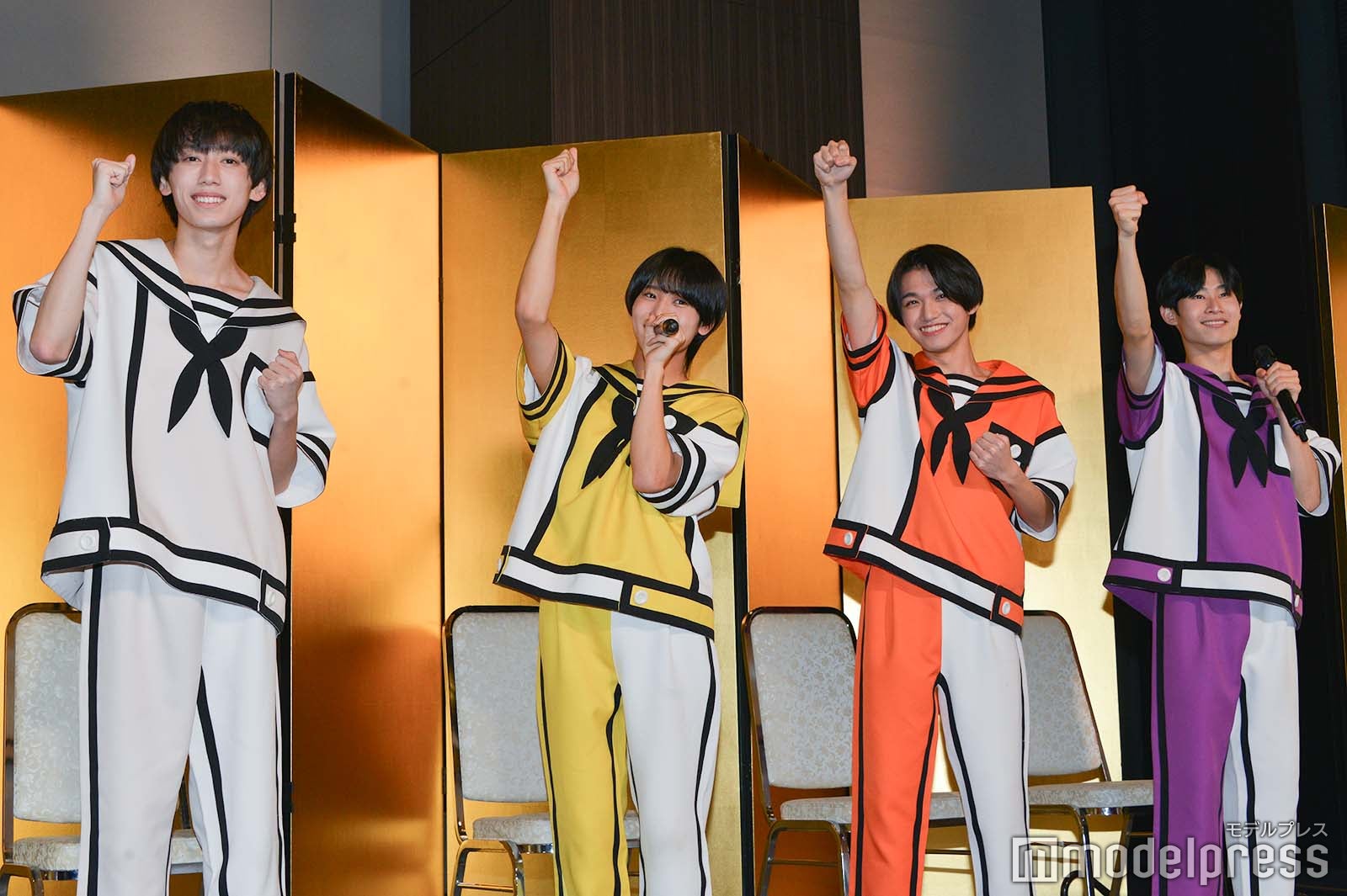 THE SUPER FRUIT／（左から）阿部隼大、星野晴海、田倉暉久、鈴木志音 （C）モデルプレス