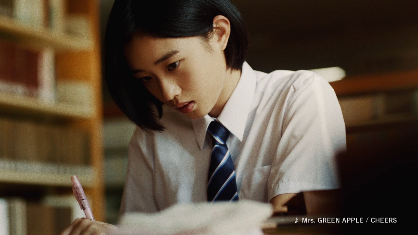 「inゼリー」CM美女・河合優実とは？オファー殺到の新人女優