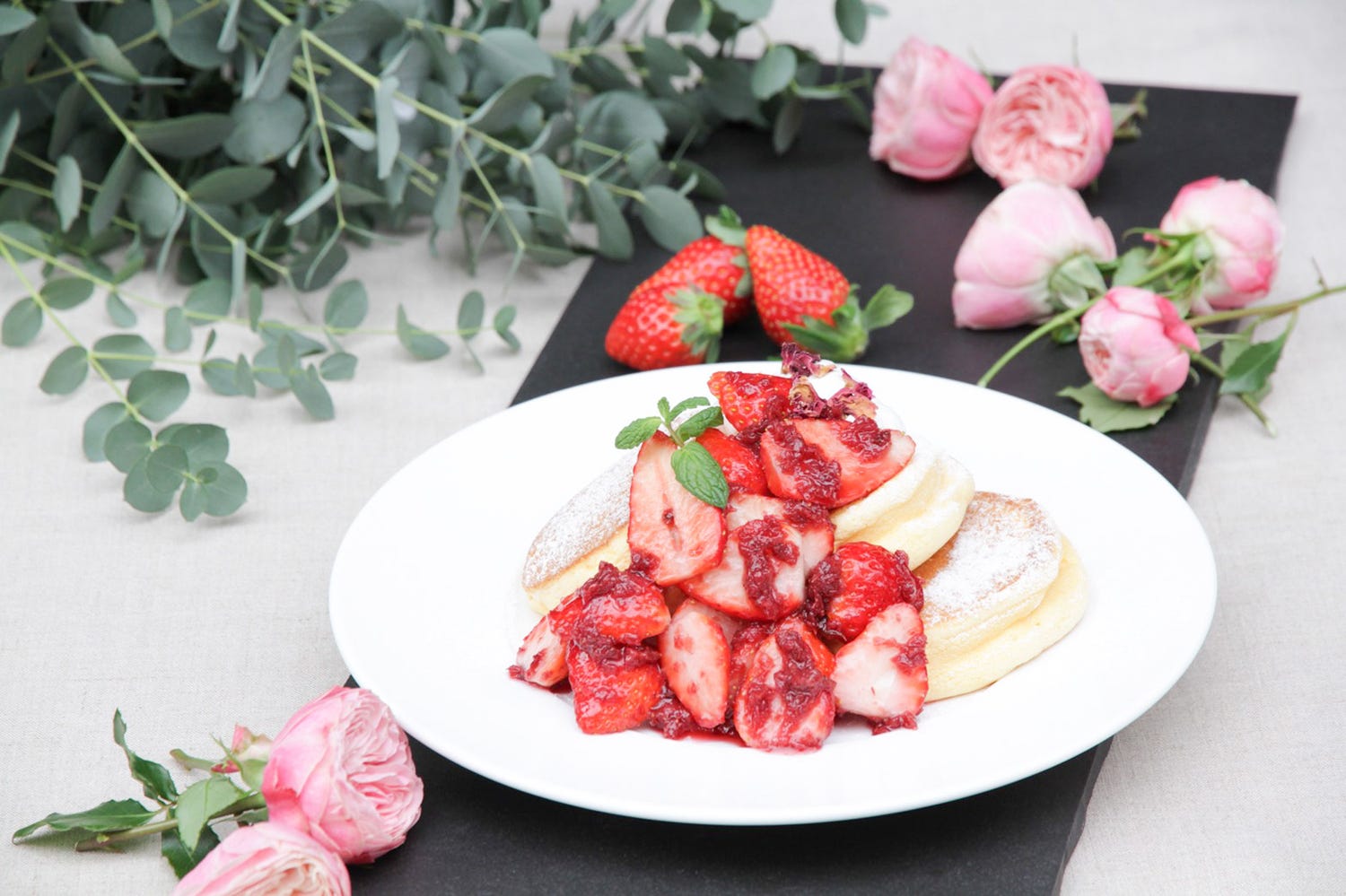 人気パンケーキ専門店「幸せのパンケーキ」にスペシャルメニュー3品登場