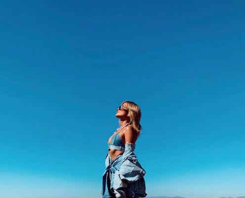 ローラ、小麦肌輝く美ボディショット公開「めっちゃカッコいい」「存在がインスタ映え」と話題
