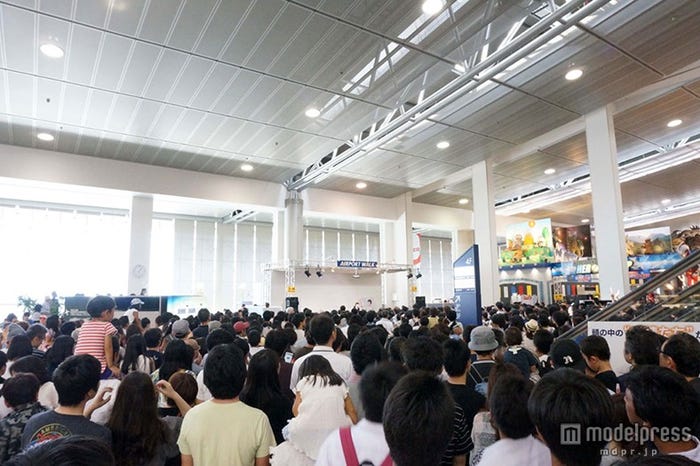 家入レオ/愛知・エアポートウォーク名古屋