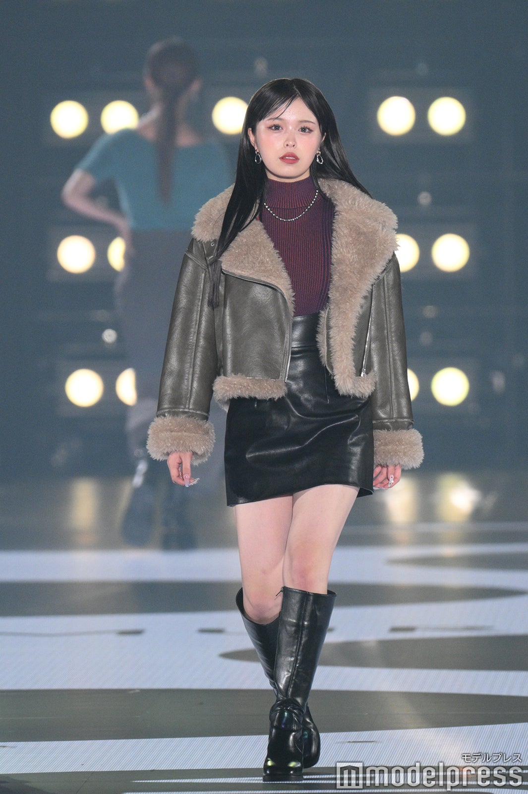 （C）モデルプレス