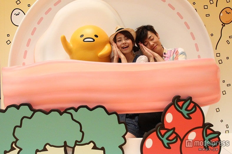 「ぐでたまのベーコンエッグディッシュ」（C）2015 SANRIO CO．，LTD．／画像提供：サンリオピューロランド