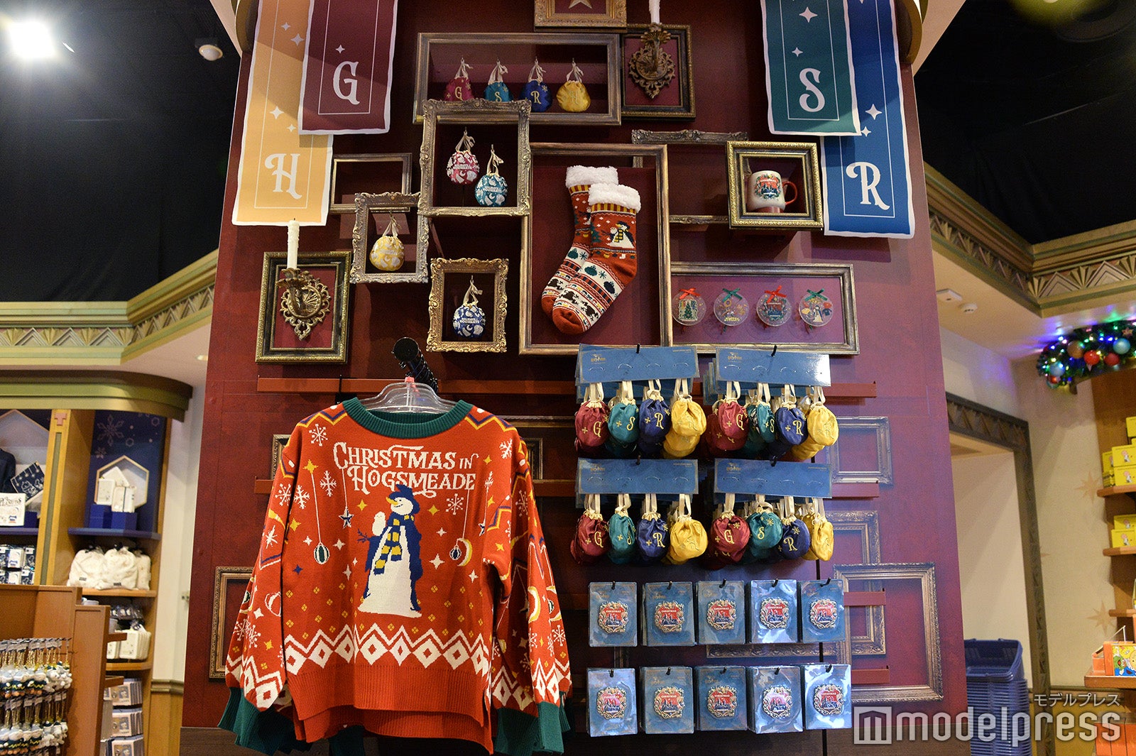 （C）モデルプレス