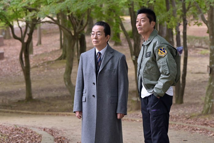 水谷豊、寺脇康文「相棒season22」第12話より(C)テレビ朝日