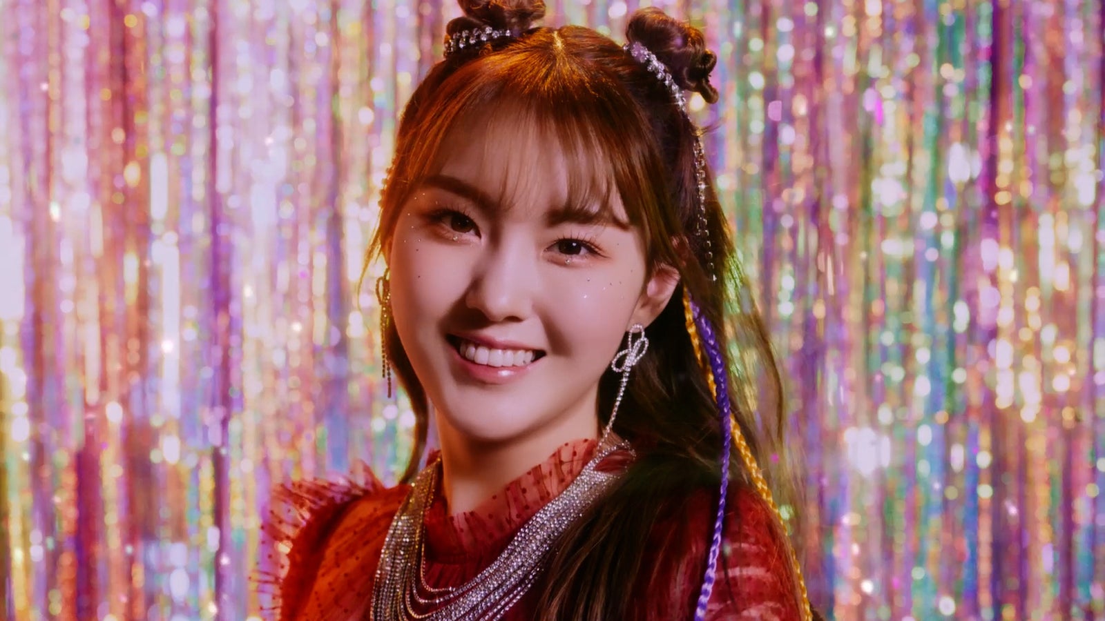 チェヒョン／新Web-CM「Catch Your Beauty！」篇より（提供写真）