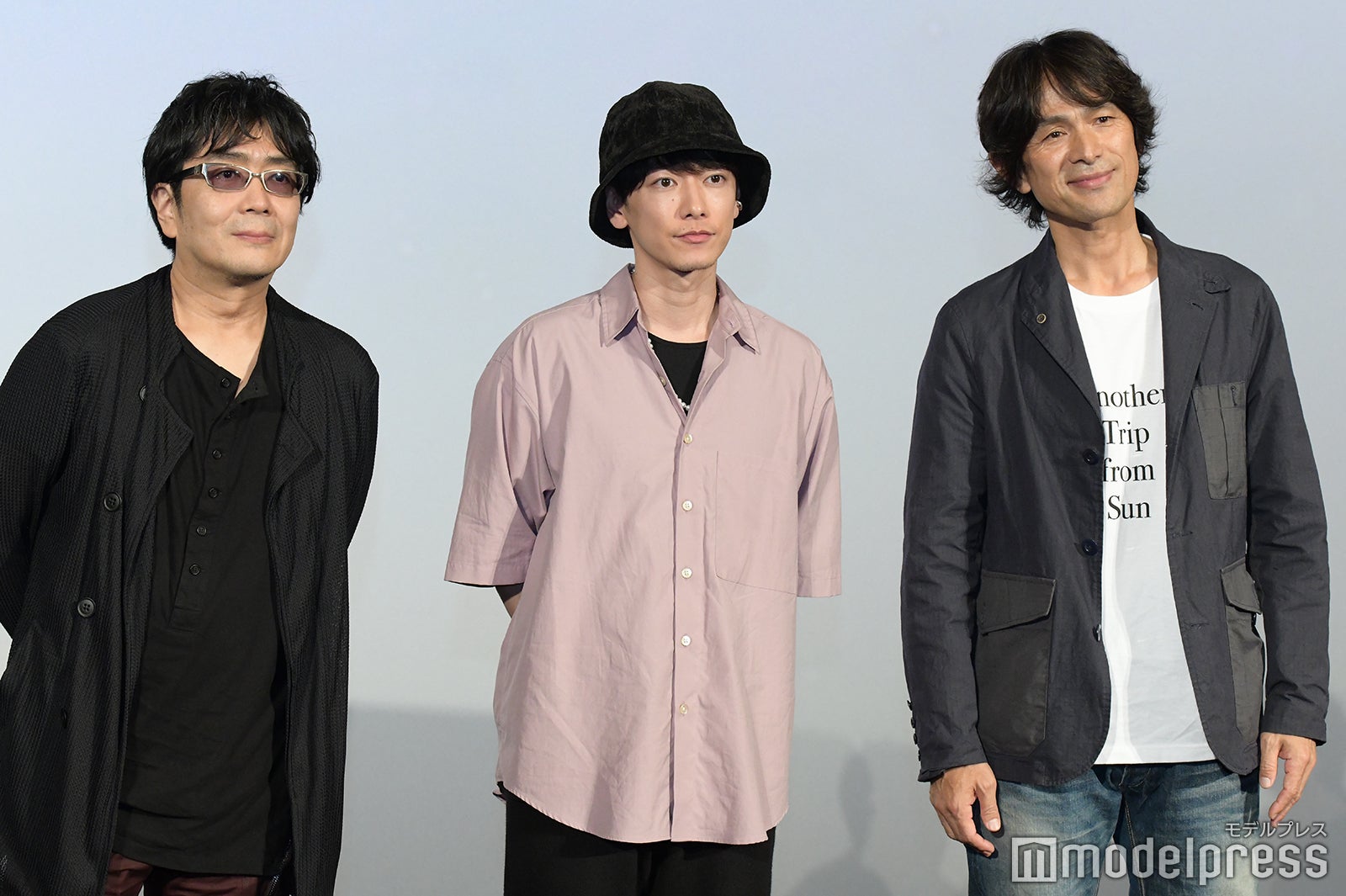 大友啓史監督、佐藤健、江口洋介 （C）モデルプレス