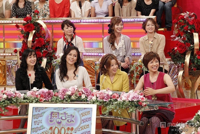 バラエティ特番「奥さま100!!」に出演する奥さまたち／画像提供：関西テレビ
