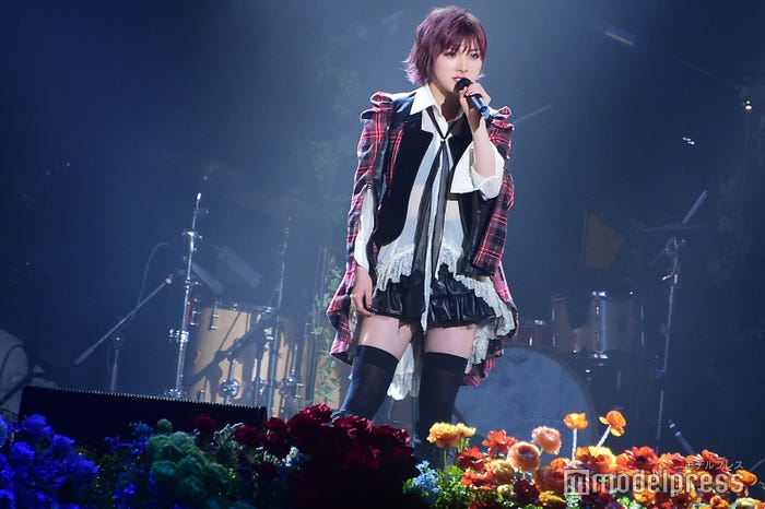 Akb48岡田奈々 矢作萌夏 アイドルの給料事情明かす モデルプレス Akb48岡田奈々 矢作萌夏 アイドルの給料事情明かす モデルプレス