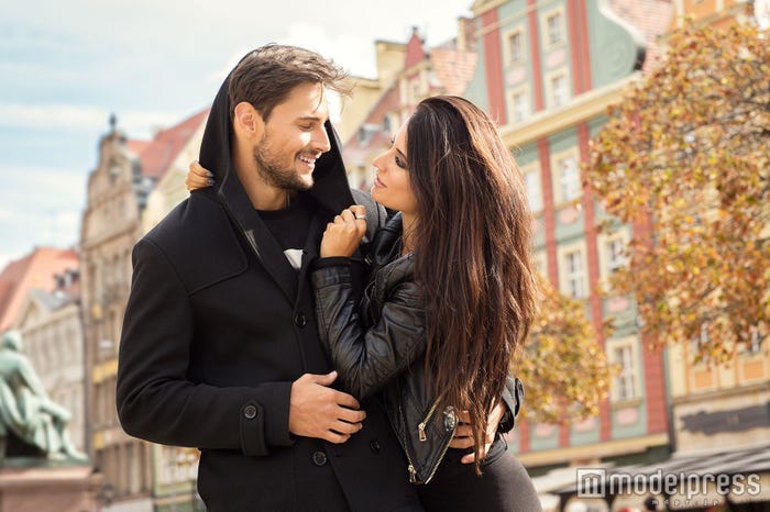 キスはできないけど…彼がデート中にしたいと思っているスキンシップ5選(photo by kiuikson/Fotolia)